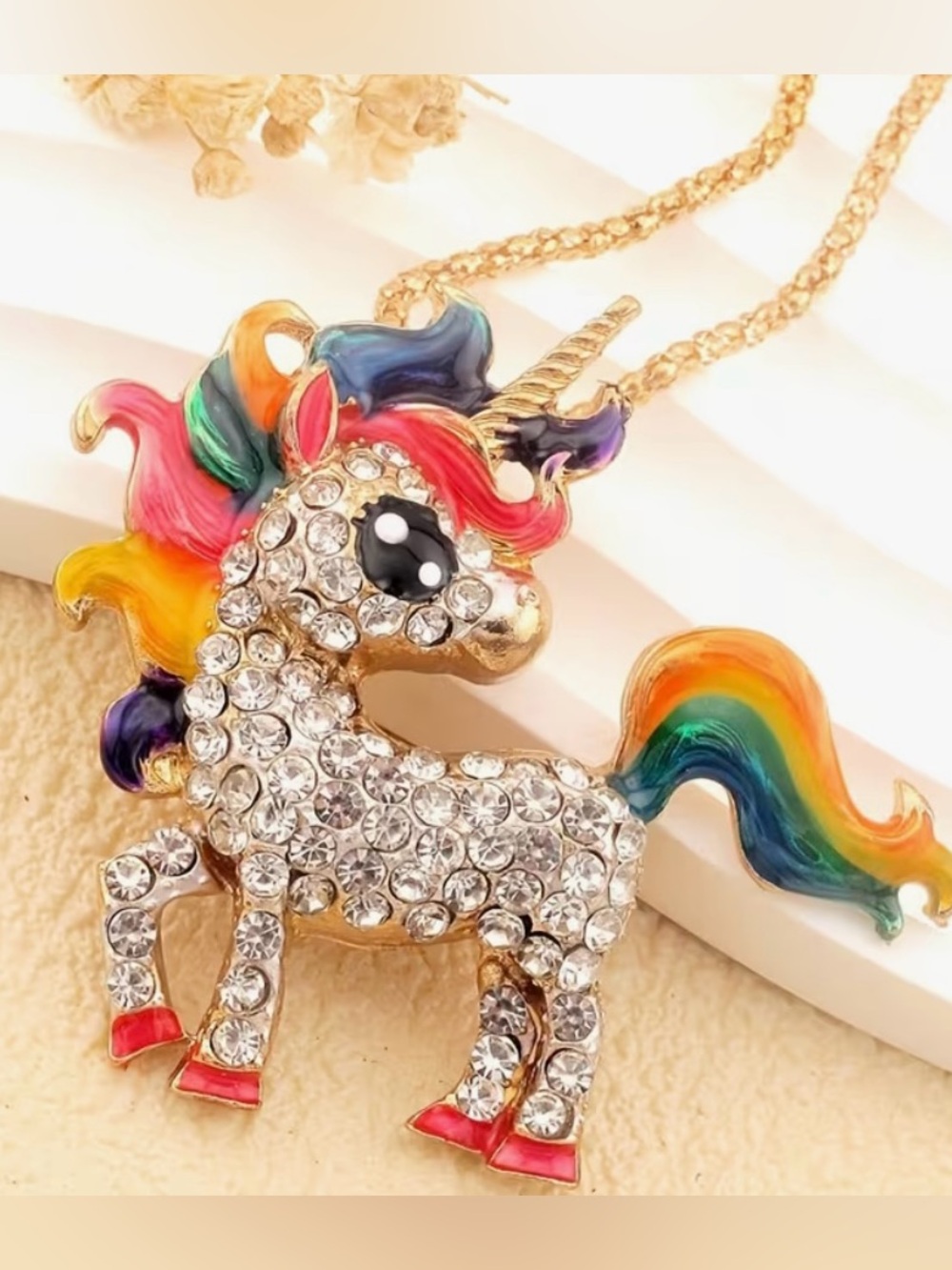 🦄 NEW Betsey Johnson Gold-Tone Rainbow Crystal Unicorn Necklace 🦄
